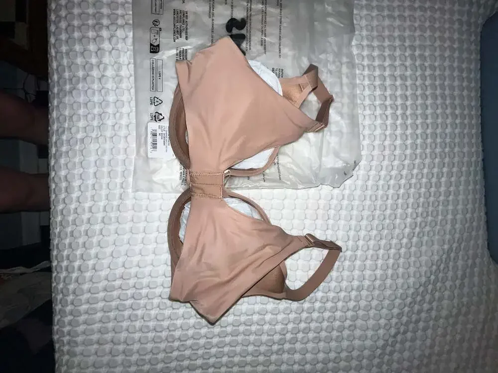 SKIMS Smoothing Intimates Full Coverage Lightly Lined Bra in Sienna - Picture 4 of 4